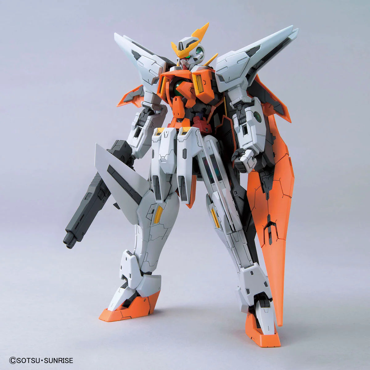 BANDAI MG 1/100 Gundam Kyrios